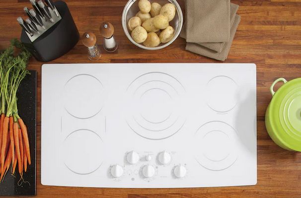 White Induction Cooktop