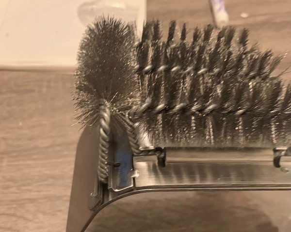 bbq grill brush cleaning tips